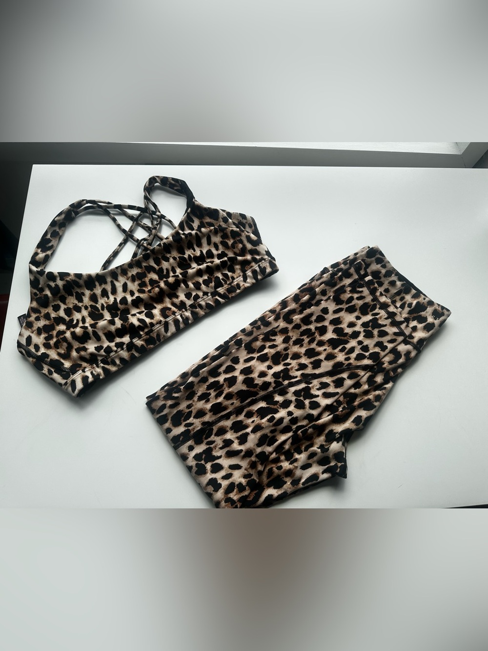 Victoria's Secret Leopard-Print Leggings and Strappy Sports Bra - Brown, Black